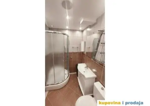 Renoviran i namesten stan, na duze, izdaje vlasnik - 8/13