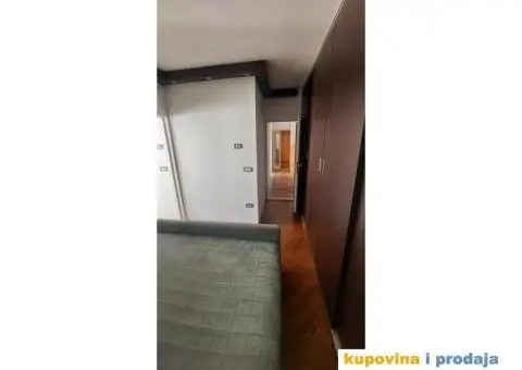 Renoviran i namesten stan, na duze, izdaje vlasnik - 12/13