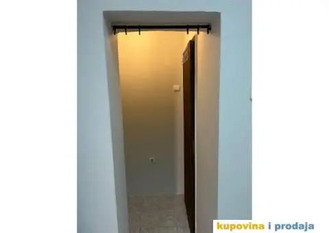 Lokal na prodaju - 4/13