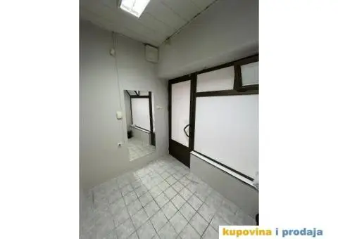 Lokal na prodaju - 11/13