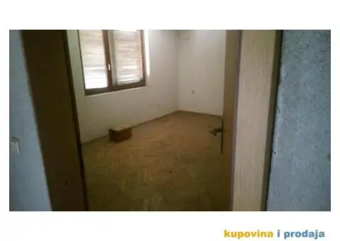 Prodajem kucu u Vrnjackoj Banji u sivoj gradnji - 13/14