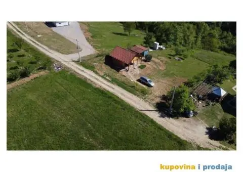 Plac 50a sa brvnarom, Stara Lipovica - 11/12