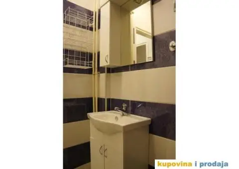 Studentski Trg-Centar-V L A S N I K - 13/15