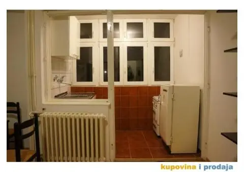 Studentski Trg-Centar-V L A S N I K - 14/15