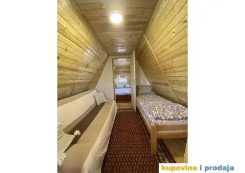 Prodaja vikendice - 10/13