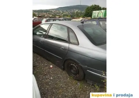 Kompletna auta u delovima - 8/10