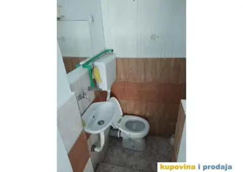 Izdajem lokal u Sremcici - 6/6