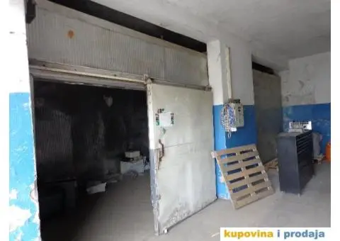 IZDAVANJE VIŠE MAGACINA(4) 80 m2 i hladnjača +- 78m3i predkomorni prostor 24m2 350e - 15/15