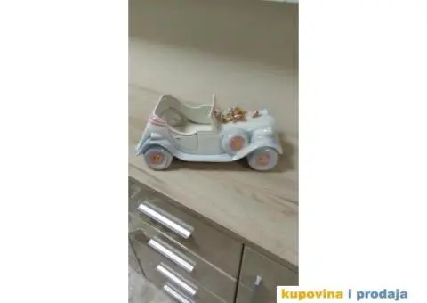 Porculanske dekorativne figure - 2/6