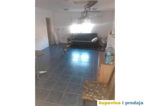 Vikendica , Obrenovac , Zabran - 6/8