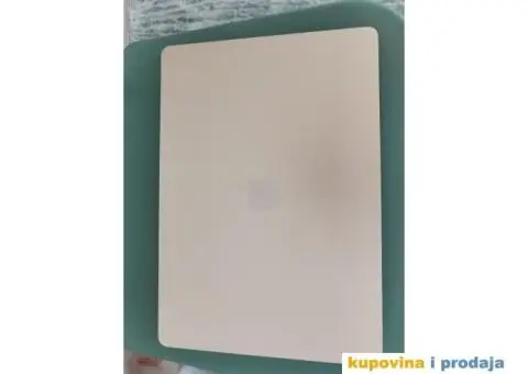 Macbook Air M2 15"Starlight - 2/5