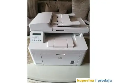 HP laserJet Pro MFP M227sdn - 1/8