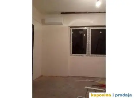 Porodicna kuca sa placem - 2/8