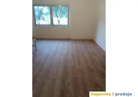 Porodicna kuca sa placem - 3/8