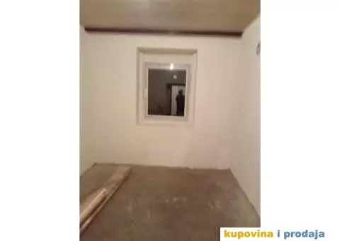 Porodicna kuca sa placem - 5/8