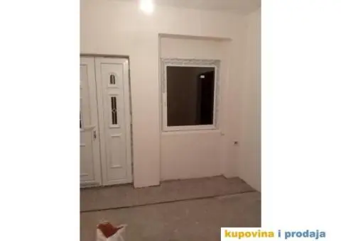 Porodicna kuca sa placem - 8/8