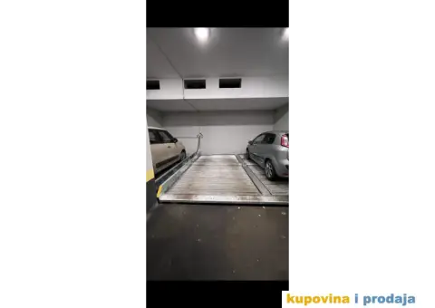 Izdajem garazno mesto - 1/3