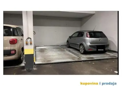Izdajem garazno mesto - 2/3
