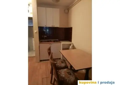 Garsonjera u Kumodražu kod pošte - 2/3