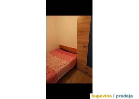 Prodajem renoviran stan - 10/10