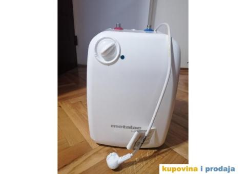 Mali kuhinjski bojler