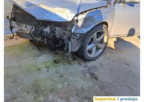 Audi A 4 2008 godiste havarisan na prodaju - 10/15