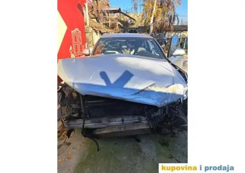 Audi A 4 2008 godiste havarisan na prodaju - 15/15
