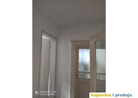 Kuca u Basaidu - 3/9