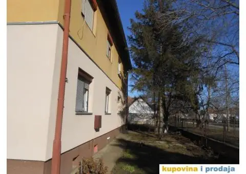 Prodaja renoviranog stana u Krčedinu - 1/6