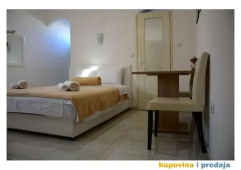 Dnevni boravak od 13h do 18h - 1/7