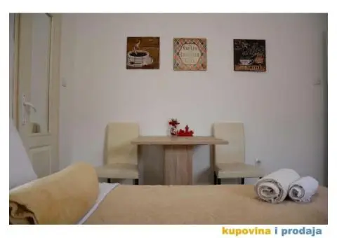 Dnevni boravak od 13h do 18h - 3/7