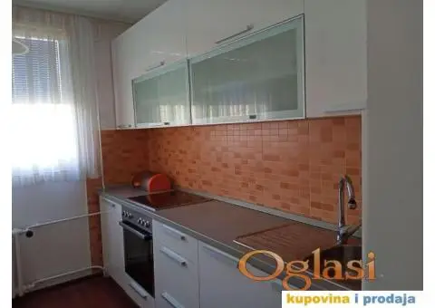 Izdajem funkcionalan, potpuno opremljen stan - 1/9