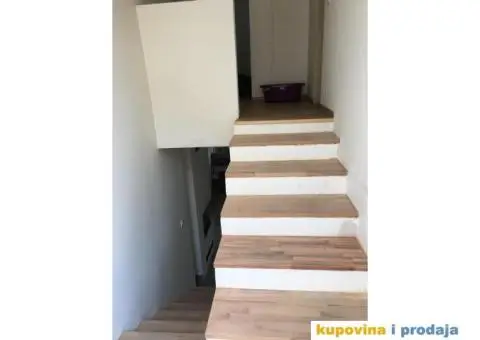 Prodaje se Kuca - 8/15