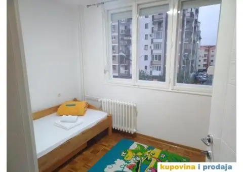 Dvoiposoban stan (izdavanje) - 10/14