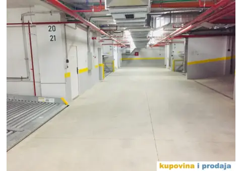 Parklift, Dorcol, slobodno od April, 1, 2024. The park lift, Dorcol, available from April 1, 2024. - 2/5