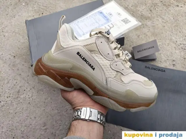 Balenciaga Triple S - 1