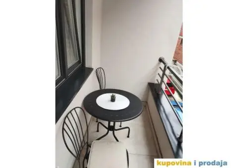 Izdajem stan na Ledinama - 3/12