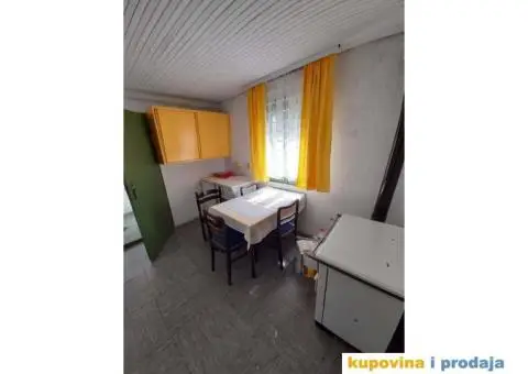 Prodajem vikendicu, Čortanovci - 9/11