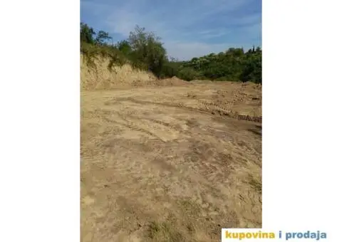 Na prodaju placevi KO Čortanovci - 4/9