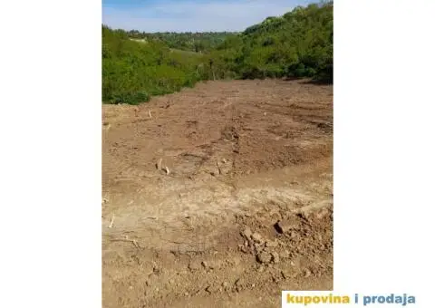 Na prodaju placevi KO Čortanovci - 9/9