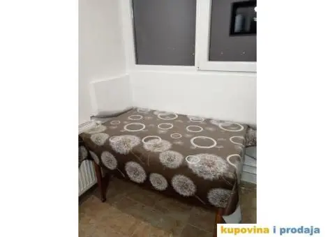 Izdajem namešten stan - 2/15