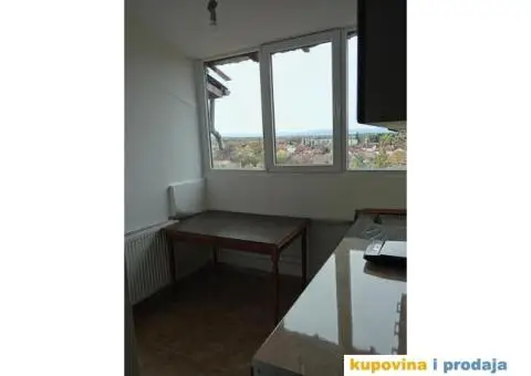 Izdajem namešten stan - 12/15