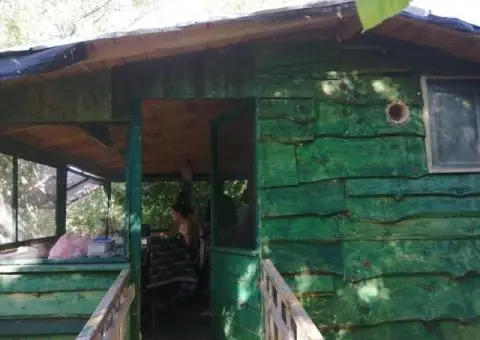 Prodajem vikendicu na obali Dunava,u Beogradu - 1/3