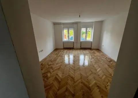 Prodajem kuću  u centru Zrenjanina - 5/5