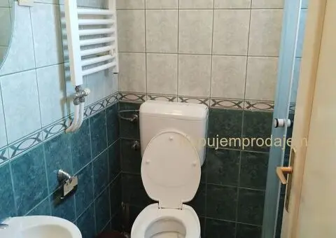 Izdajem garsonjeru komplet namestena, 24 kvadrata - 9/9