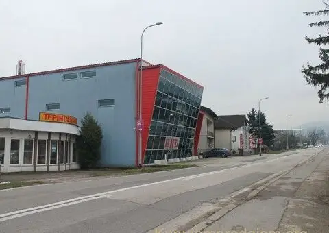 POVOLJNO Poslovni objekat Jablanska - Bihać - 2/13