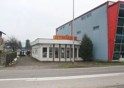 POVOLJNO Poslovni objekat Jablanska - Bihać - 3/13