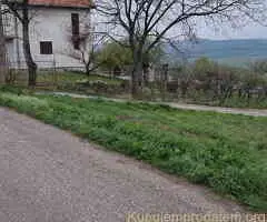 Prodajem ili menjam uz vasu doplatu plac u Drazevcu