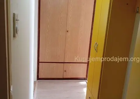 Izdajem Jednosoban stan - 6/14