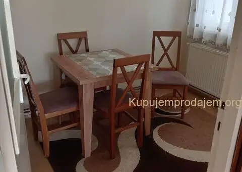 Izdajem Jednosoban stan - 11/14